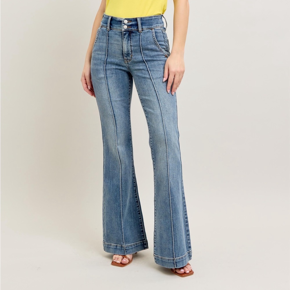 Judy Blue Full Size High-Waist Flare Denim Jeans Plus Size